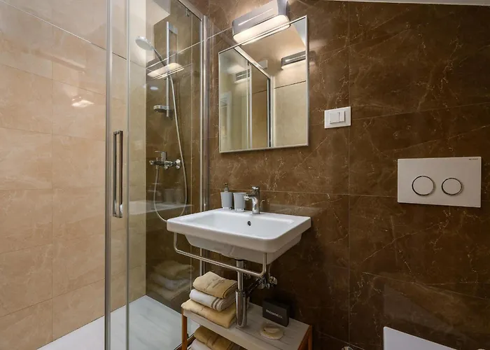 Apartament In Pore Near Rock